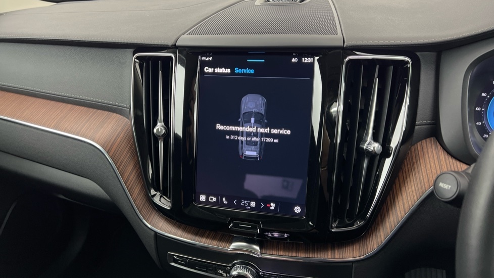 Used Volvo XC60 2023 for sale - 76168788: Photo 15