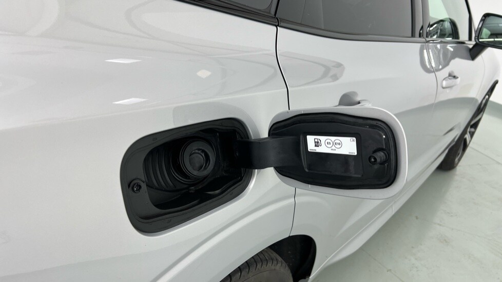 Used Volvo XC60 2023 for sale - 76168788: Photo 16