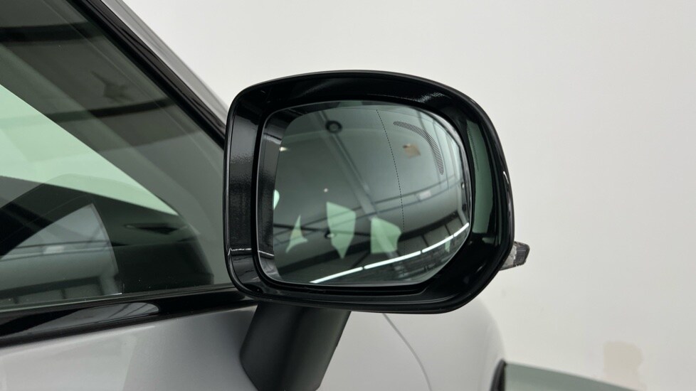 Used Volvo XC60 2023 for sale - 76168788: Photo 32