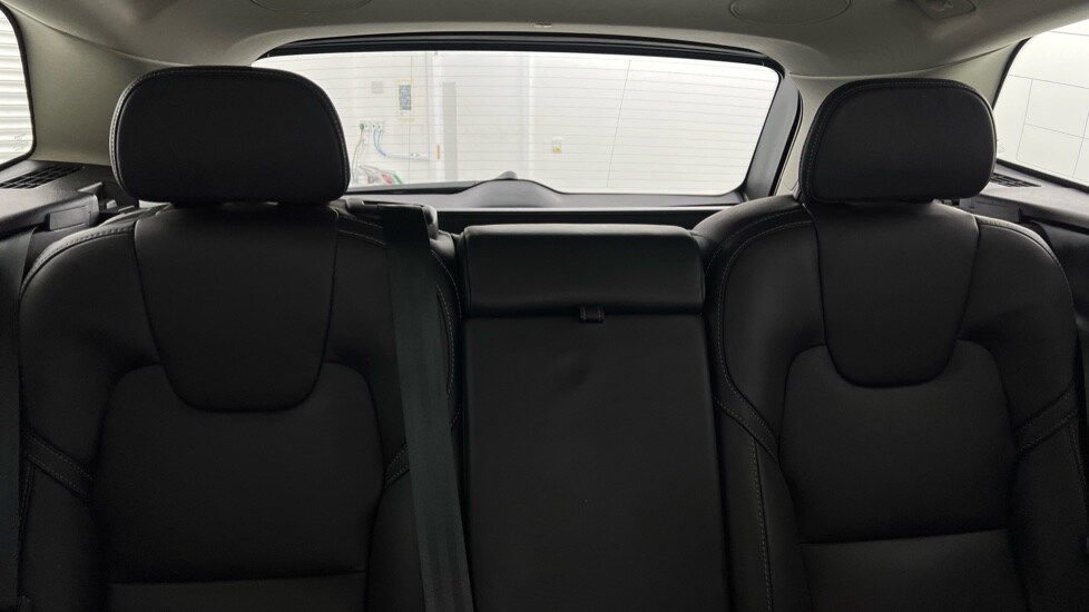 Used Volvo XC60 2023 for sale - 76168788: Photo 36