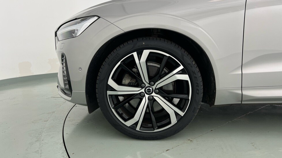 Used Volvo XC60 2023 for sale - 76168788: Photo 57