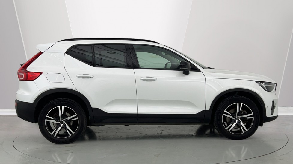Used Volvo XC40 2023 for sale - 76540066: Photo 3