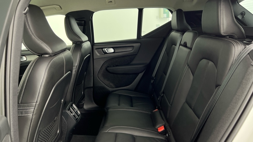 Used Volvo XC40 2023 for sale - 76540066: Photo 33