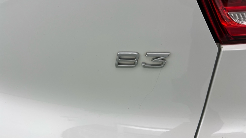 Used Volvo XC40 2023 for sale - 76540066: Photo 54