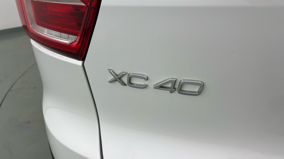 Used Volvo XC40 2023 for sale - 76540066: Photo 55