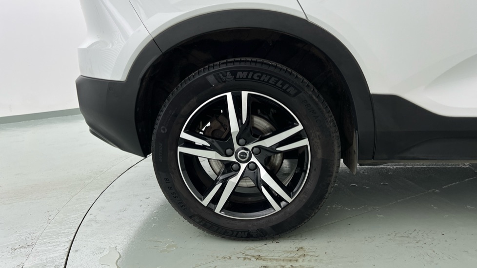 Used Volvo XC40 2023 for sale - 76540066: Photo 9