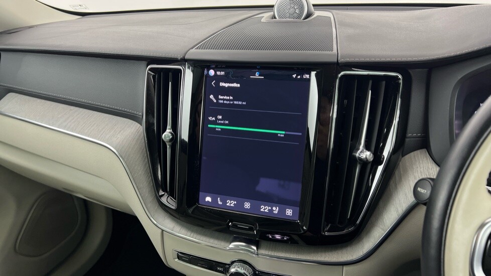 Used Volvo XC60 2023 for sale - 77755725: Photo 14