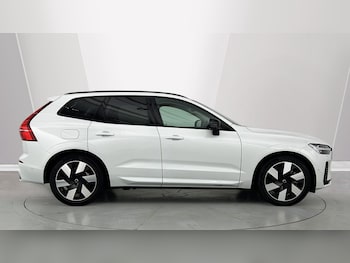 Used Volvo XC60 2023 for sale - 77755725: Photo