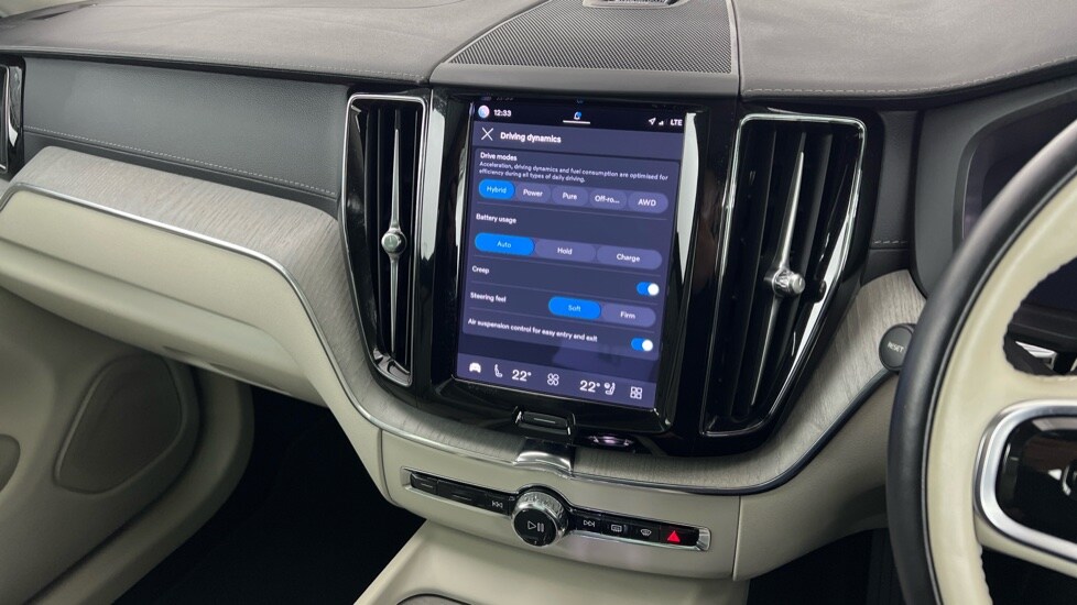 Used Volvo XC60 2023 for sale - 77755725: Photo 49