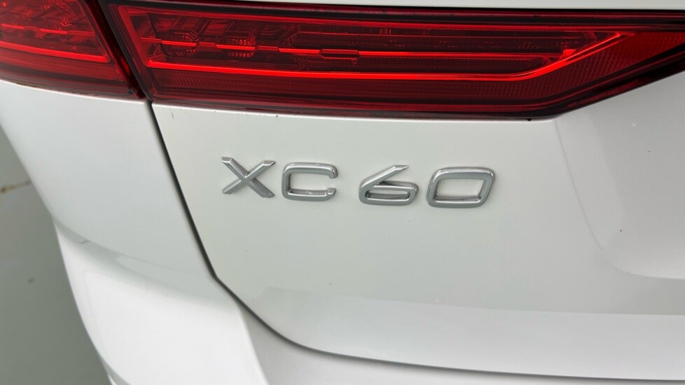 Used Volvo XC60 2023 for sale - 77755725: Photo 57