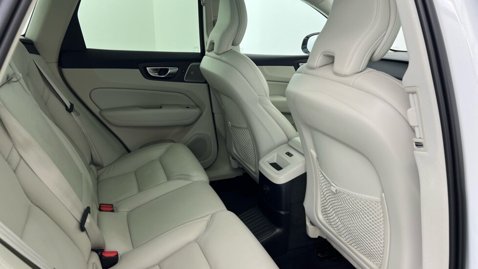 Used Volvo XC60 2023 for sale - 77755725: Photo 6