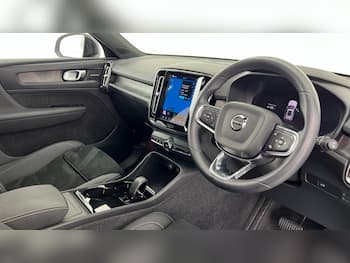 Used Volvo XC40 2023 for sale - 79811977: Photo
