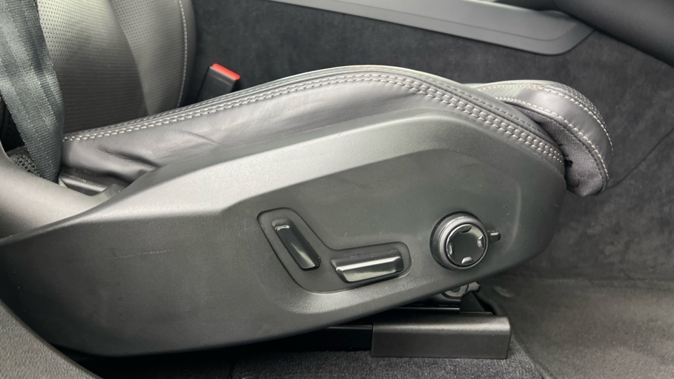 Used Volvo XC60 2024 for sale - 77133855: Photo 30