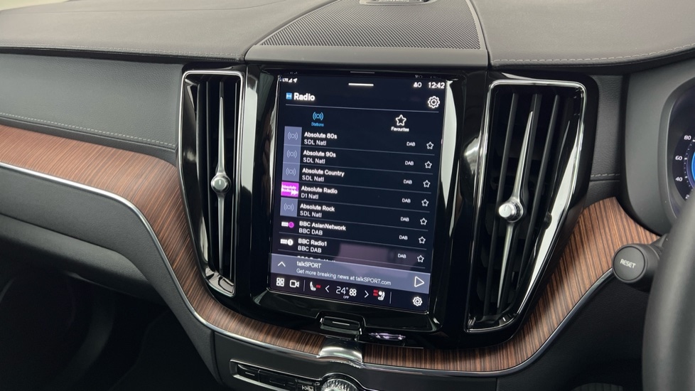 Used Volvo XC60 2024 for sale - 77133855: Photo 43