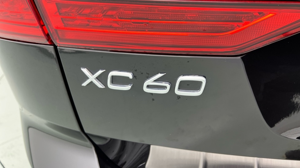 Used Volvo XC60 2024 for sale - 77133855: Photo 55