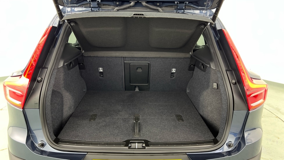 Used Volvo XC40 2025 for sale - 77388883: Photo 13