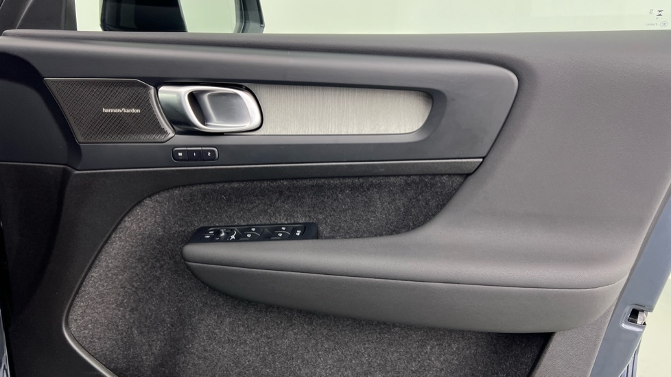 Used Volvo XC40 2025 for sale - 77388883: Photo 29