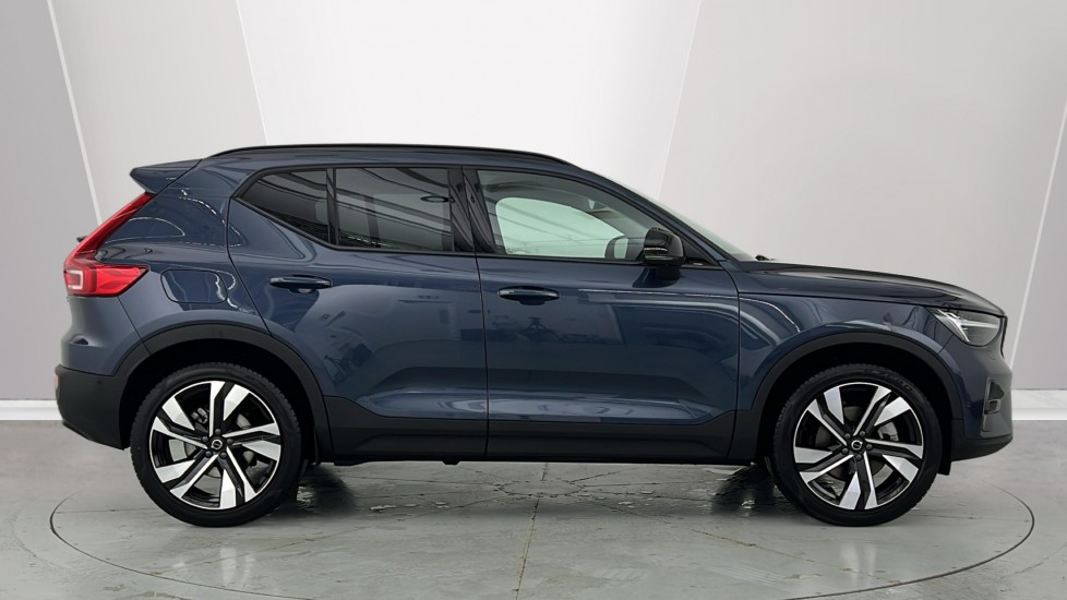 Used Volvo XC40 2025 for sale - 77388883: Photo 3