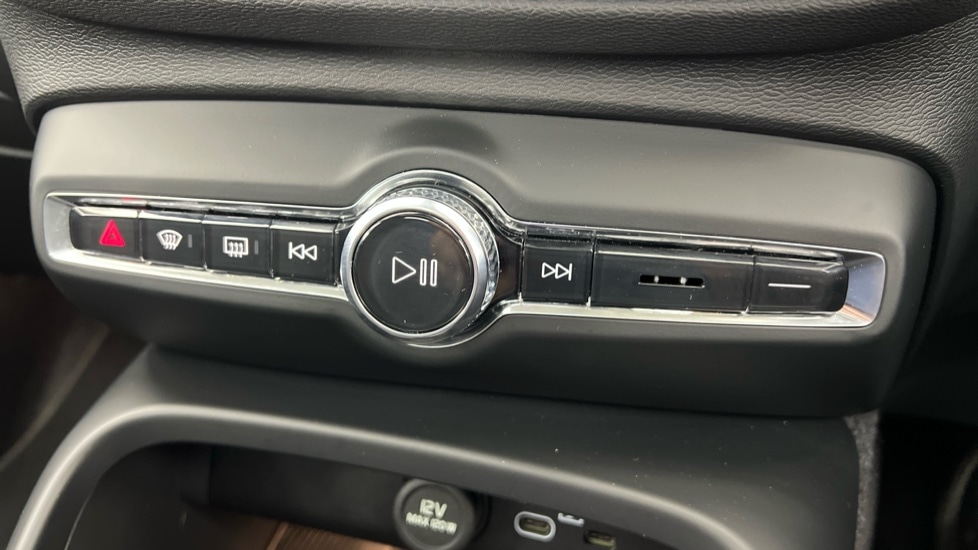 Used Volvo XC40 2025 for sale - 77388883: Photo 51