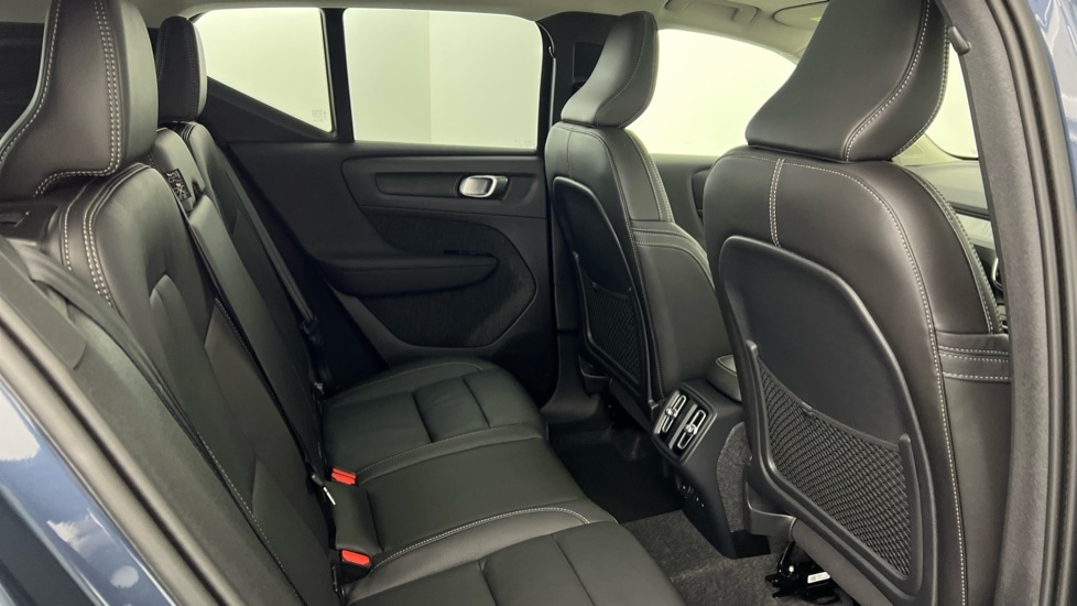 Used Volvo XC40 2025 for sale - 77388883: Photo 6