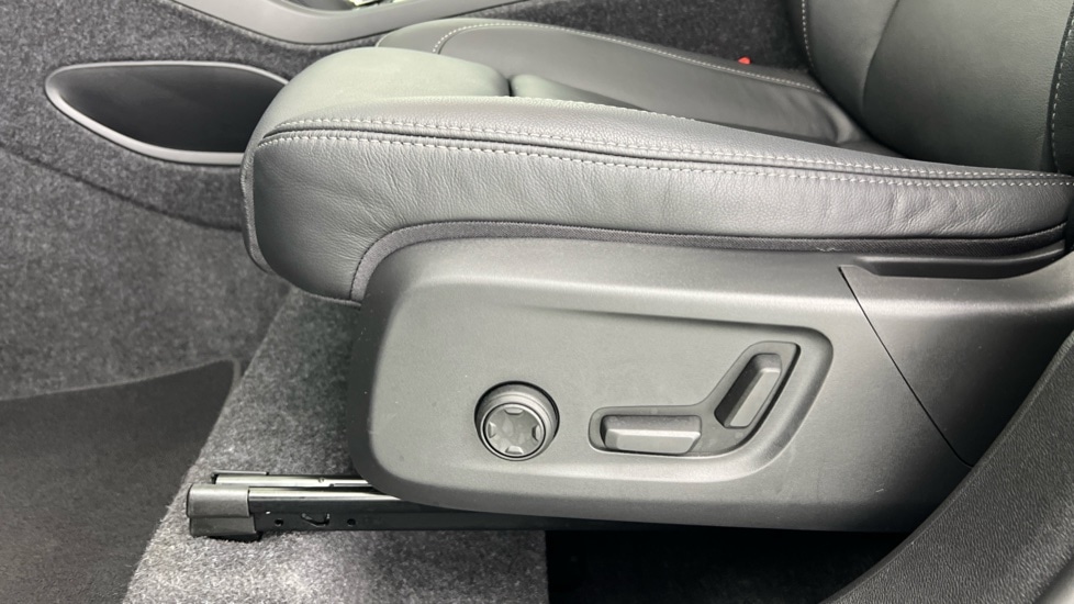 Used Volvo XC40 2025 for sale - 77388883: Photo 63