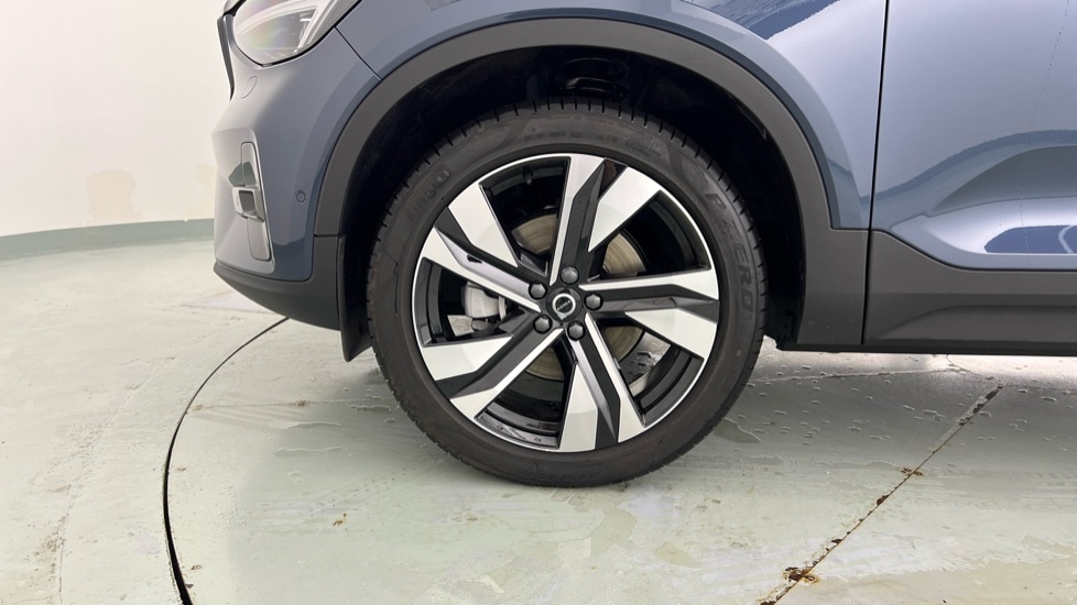 Used Volvo XC40 2025 for sale - 77388883: Photo 65