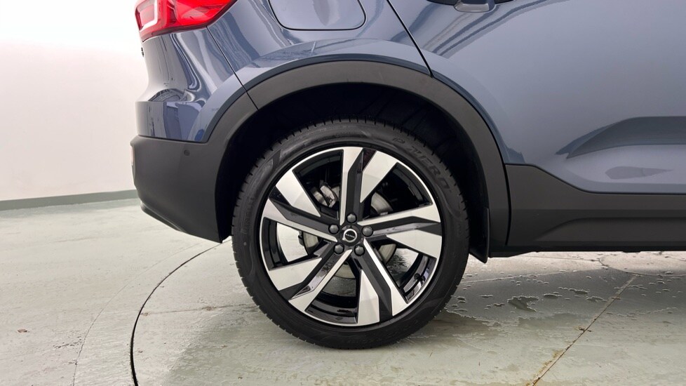 Used Volvo XC40 2025 for sale - 77388883: Photo 9