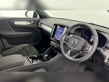 Used Volvo XC40 2025 for sale - 79663044: Photo