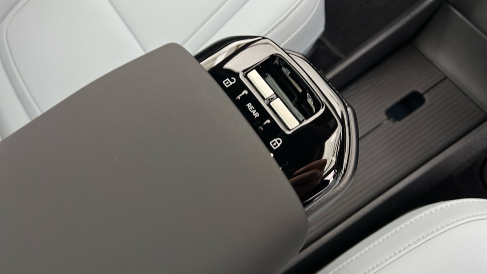 Used Volvo EX30 2025 for sale - 77373011: Photo 24