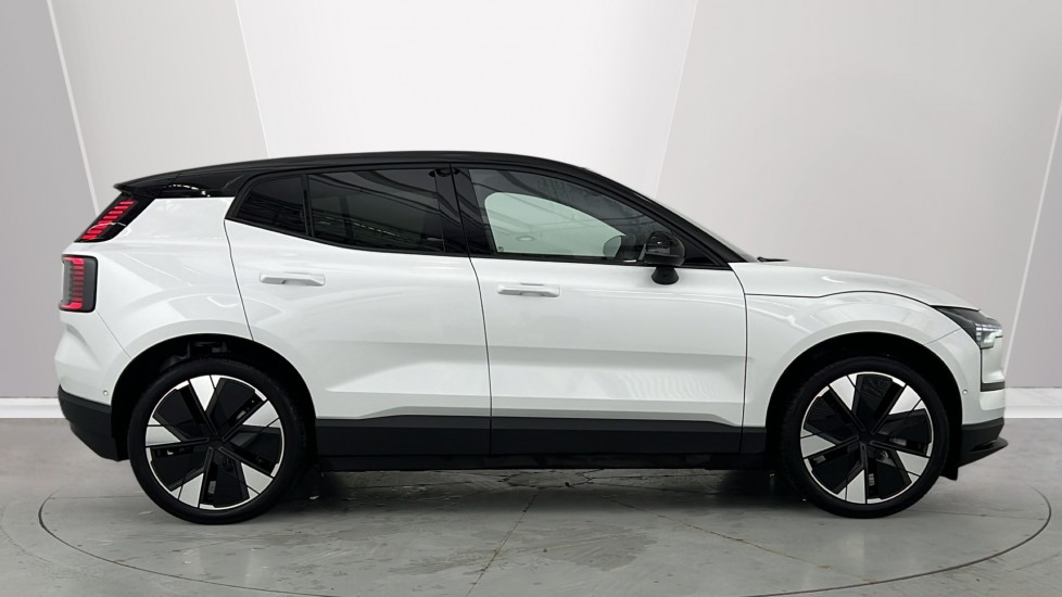 Used Volvo EX30 2025 for sale - 77373011: Photo 3