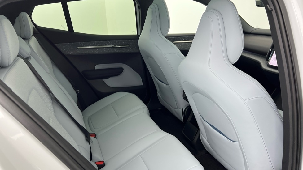 Used Volvo EX30 2025 for sale - 77373011: Photo 6