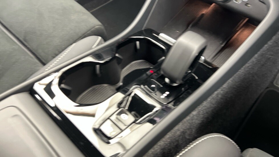 Used Volvo XC40 2024 for sale - 75934673: Photo 25