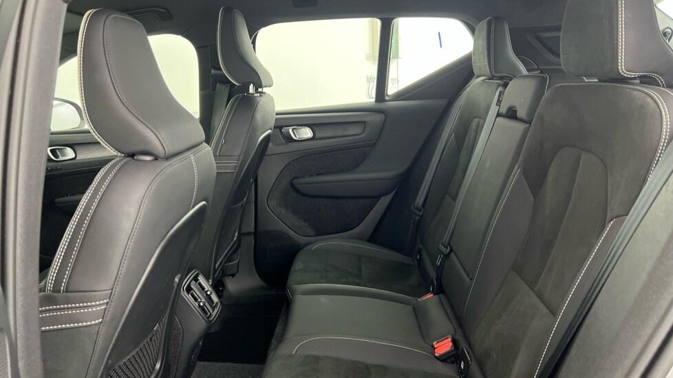 Used Volvo XC40 2024 for sale - 75934673: Photo 33