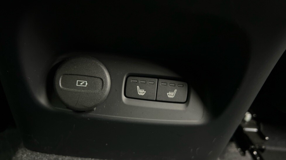 Used Volvo XC40 2024 for sale - 75934673: Photo 40