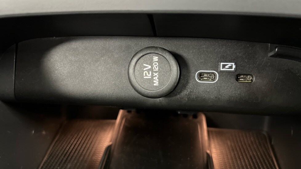 Used Volvo XC40 2024 for sale - 75934673: Photo 50