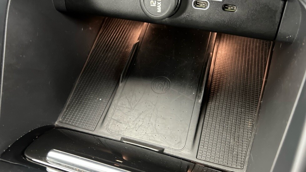 Used Volvo XC40 2024 for sale - 75934673: Photo 51