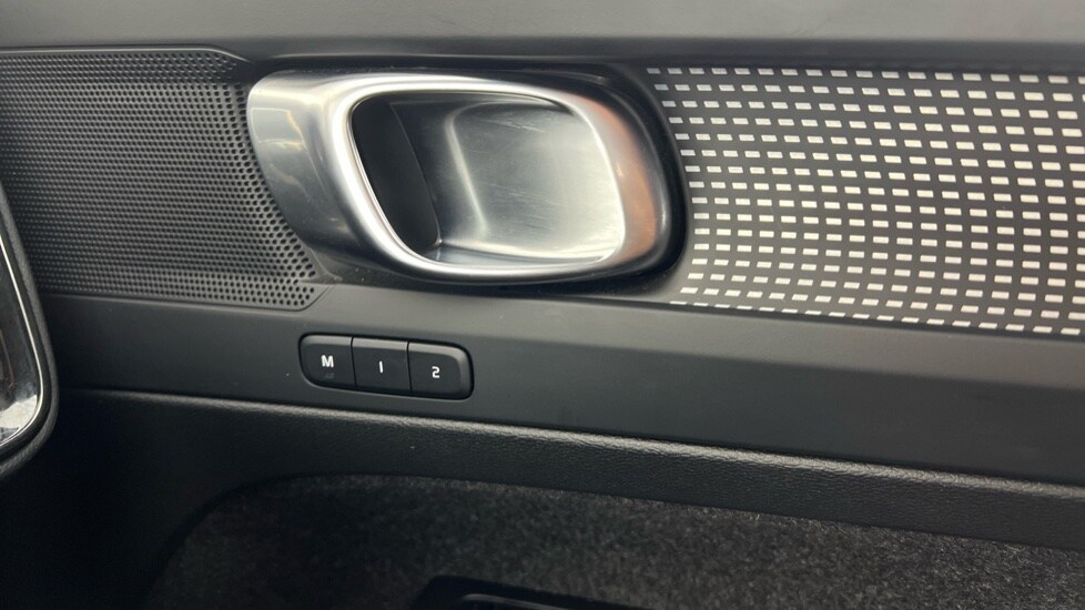 Used Volvo XC40 2024 for sale - 75934673: Photo 52