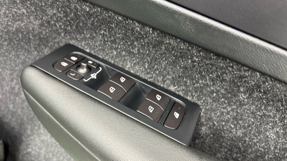 Used Volvo XC40 2018 for sale - 76851155: Photo 24