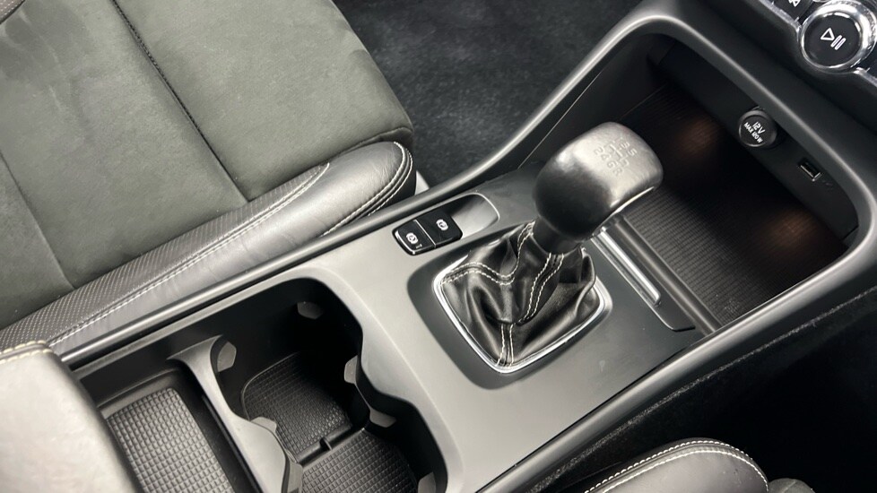 Used Volvo XC40 2018 for sale - 76851155: Photo 25