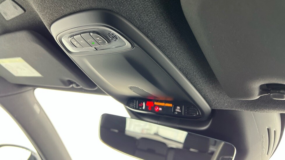 Used Volvo XC40 2018 for sale - 76851155: Photo 28