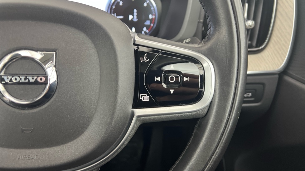 Used Volvo XC60 2020 for sale - 77795158: Photo 22