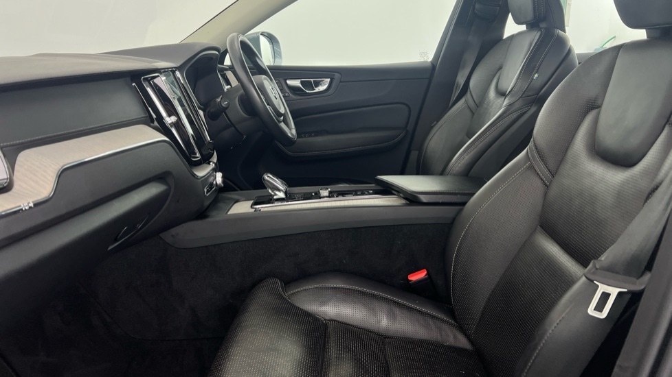 Used Volvo XC60 2020 for sale - 77795158: Photo 55