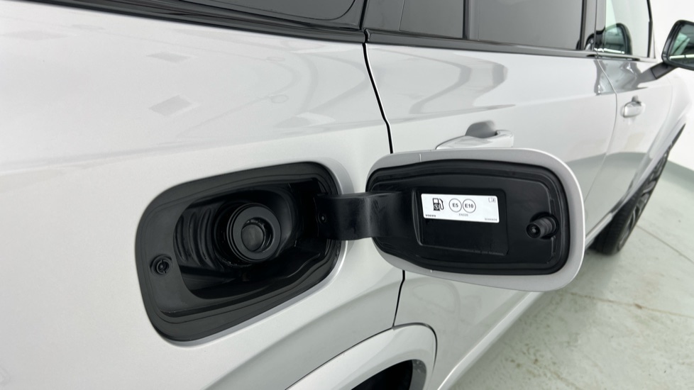 Used Volvo XC90 2025 for sale - 76568038: Photo 16