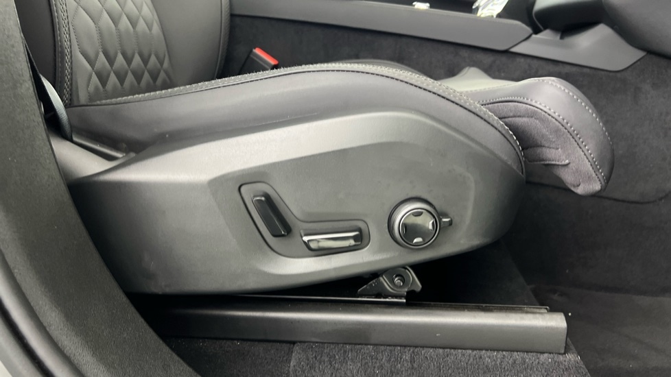 Used Volvo XC90 2025 for sale - 76568038: Photo 30