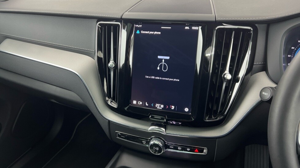 Used Volvo XC60 2025 for sale - 77576385: Photo 47