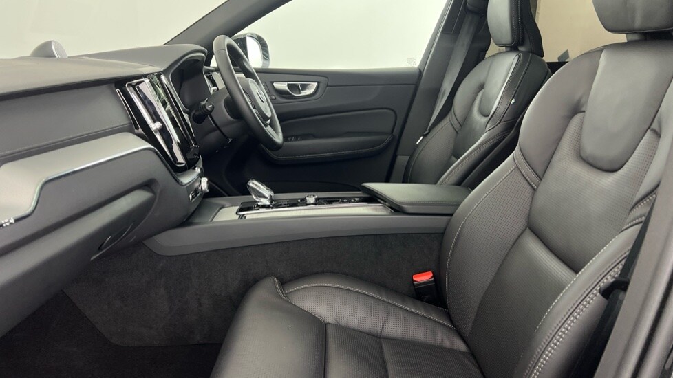 Used Volvo XC60 2025 for sale - 77576385: Photo 62