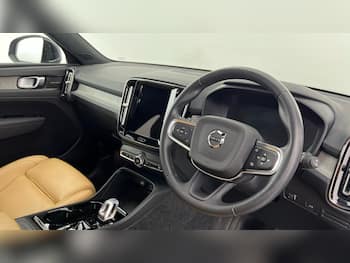 Used Volvo XC40 2020 for sale - 79472457: Photo