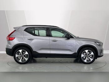 Used Volvo XC40 2026 for sale - 79431501: Photo