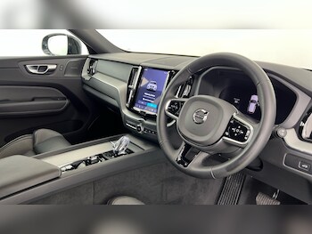 Used Volvo XC60 2024 for sale - 78232935: Photo