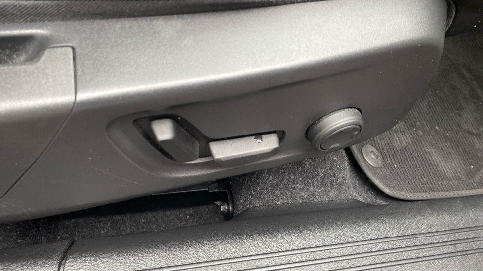 Used Volvo XC40 2021 for sale - 77988412: Photo 33